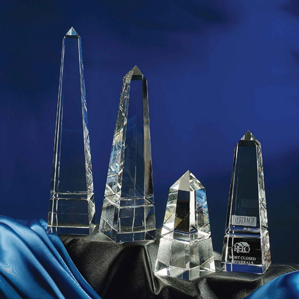 10" Grooved Obelisk Crystal Award with Logo