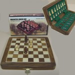 Inlaid Teakwood Travel Chess Set / SCREEN with Logo