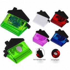 Custom Hold it All: Magnetic House Clips Put Clutter Away