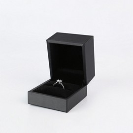 Logo Branded Premium PU Leather Jewelry Finger Rings Box Gift Boxes Jewelry Case for Rings  Logo Branded Premium PU Leather Jewelry Finger Rings Box Gift Boxes Jewelry Case for Rings