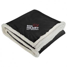 Logo Branded Field & Co.r Cambridge Oversized Sherpa Blanket  Logo Branded Field & Co.r Cambridge Oversized Sherpa Blanket