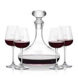 Customized Stratford Decanter & 4 Breckland Wine