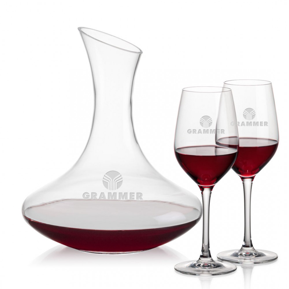 Customized Hampton Carafe & Lethbridge Wine Customized Hampton Carafe & Lethbridge Wine